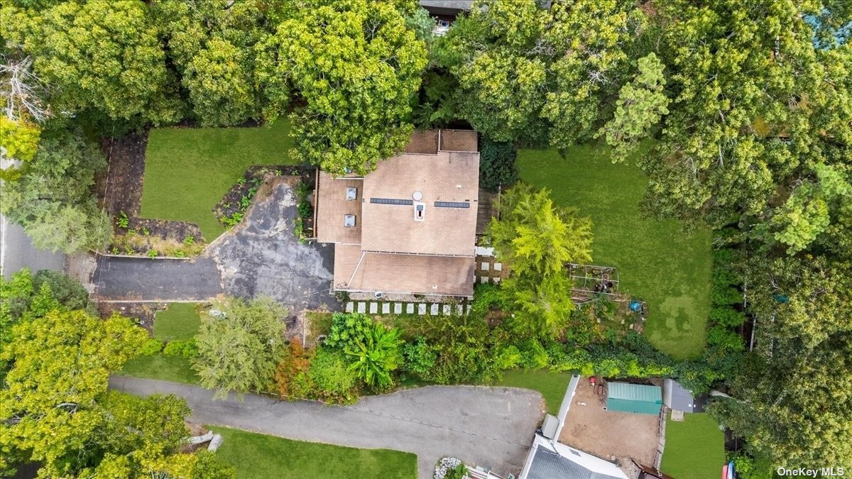 Hill St, Wading River, NY 11792
