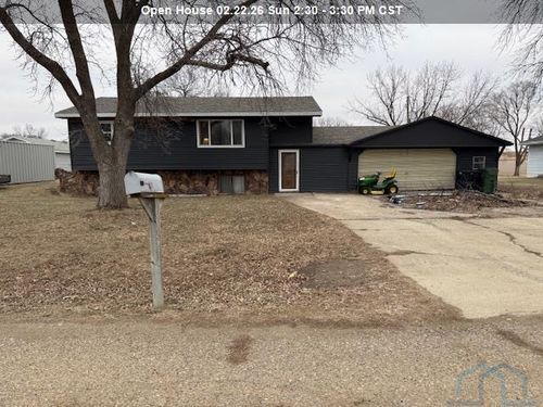 623 Railroad Ave, Correctionville, IA, 51016-1041 | Card Image