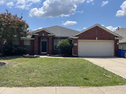 2310 Laura Elizabeth Trl, Mansfield, TX, 76063-3735 | Card Image