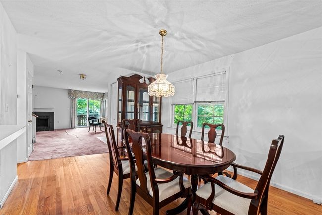 333 - 333 Bishops Forest Dr, Condo with 2 bedrooms, 3 bathrooms and 1 parking in Waltham MA | Image 4