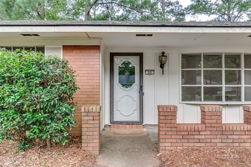 33 Pebble Hill Drive, Brandon, MS, 39042 | Card Image