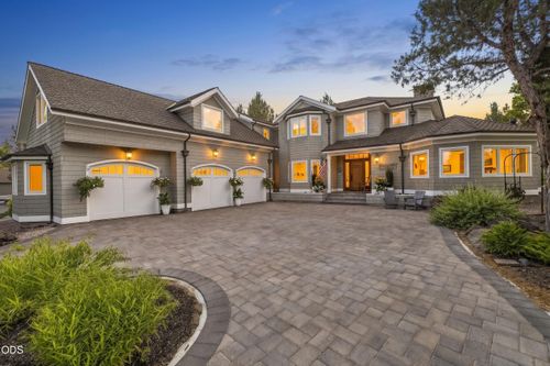 2021 Osprey Dr, Redmond, OR, 97756-7732 | Card Image