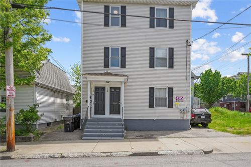 158 Newell Ave, Pawtucket, RI, 02860-4922 | Card Image