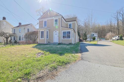 1666 Main St, Pleasant Valley, NY, 12569-7628 | Card Image
