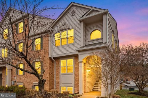 apt-101-2800 Emma Lee St, FALLS CHURCH, VA, 22042-7804 | Card Image