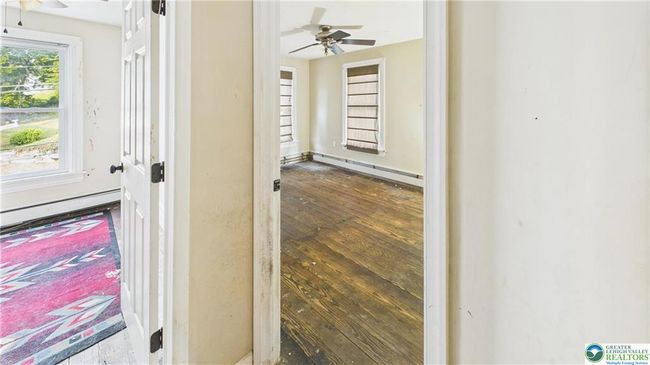 59 W Front St, House other with 3 bedrooms, 1 bathrooms and null parking in Jim Thorpe PA | Image 11