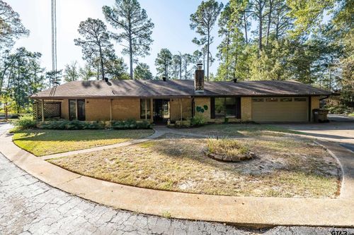 331 Bent Horseshoe Ln, Holly Lake Ranch, TX, 75765-7509 | Card Image