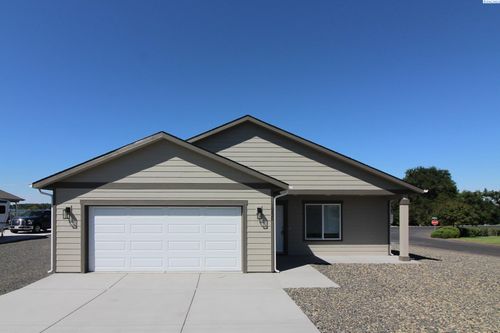 16820 S Stevens Drive, Kennewick, WA, 99337 | Card Image