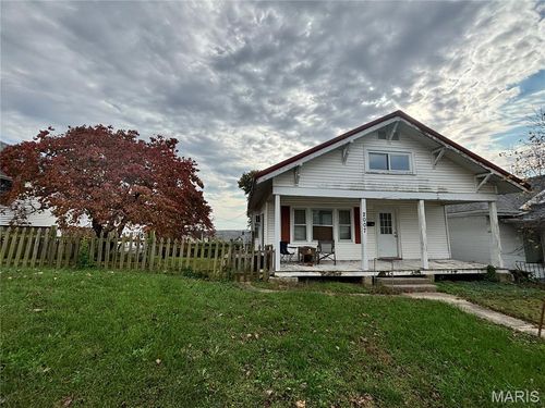 2007 Kingshighway, Hannibal, MO, 63401-3021 | Card Image