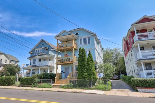 230 Hill St, Waterbury, CT, 06704-3016 | Card Image