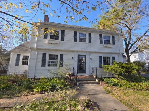 305 Jackson St, Berea, KY, 40403-1719 | Card Image