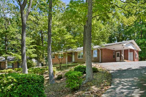 329 Earl Dr, Spartanburg, SC, 29306-3901 | Card Image