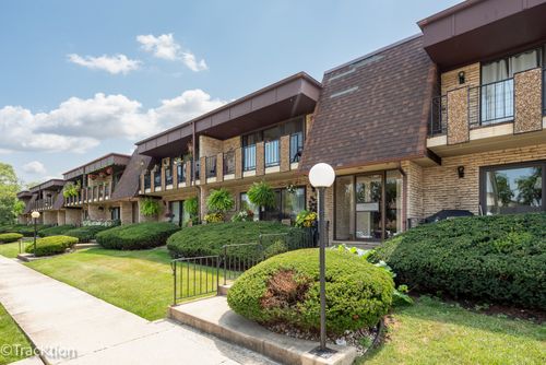 apt-1a-9105 S Roberts Rd, Hickory Hills, IL, 60457-2049 | Card Image