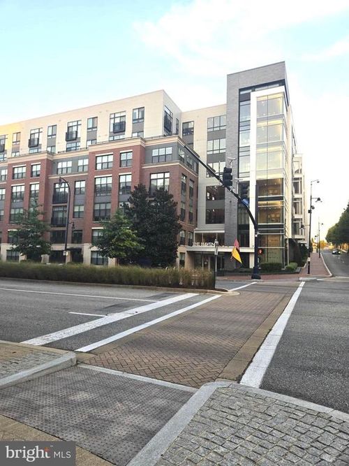 unit-533-145 Riverhaven Dr, National Harbor, MD, 20745-1071 | Card Image