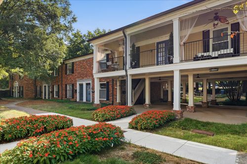 22g-5025 Hillsboro Pike, Nashville, TN, 37215-6361 | Card Image