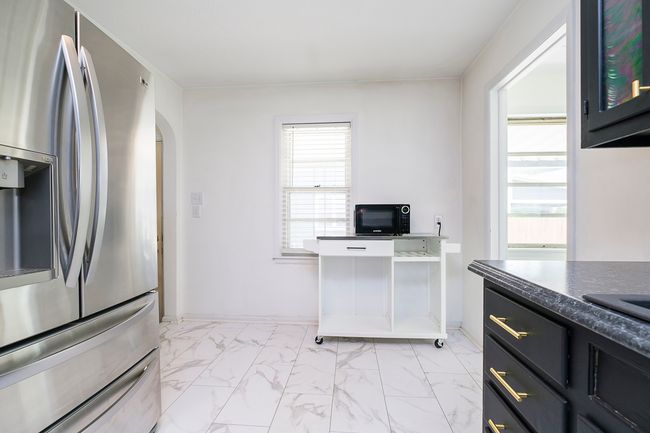 1115 E Edgewood Ave, House other with 2 bedrooms, 1 bathrooms and null parking in Indianapolis IN | Image 10