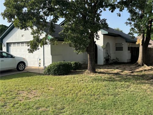 3700 Marielene Cir, College Station, TX, 77845-3926 | Card Image