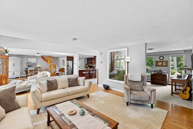 253 Middleboro Rd, House other with 3 bedrooms, 4 bathrooms and 12 parking in East Freetown MA | Image 8