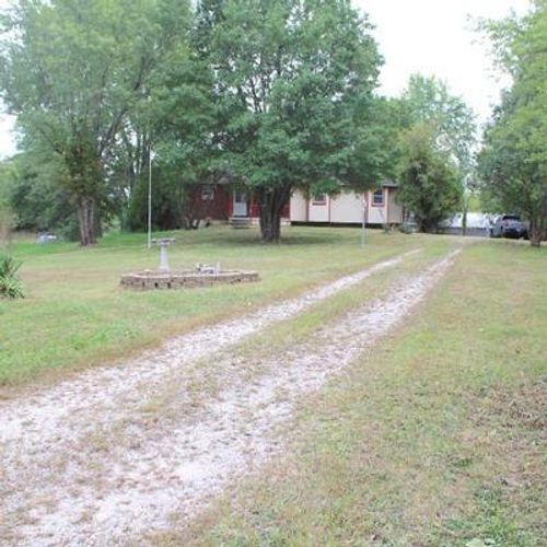 10908 E 233rd St, Peculiar, MO, 64078-9617 | Card Image