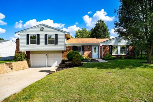 11500 Gravenhurst Dr, Cincinnati, OH, 45231-1121 | Card Image