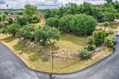 1 Glenway, The Hills, TX, 78738 | Card Image