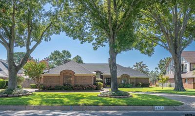 6410 Hollytree Circle, House other with 4 bedrooms, 3 bathrooms and null parking in Tyler TX | Image 1