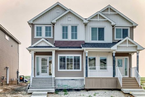 182 Lanark Gate Se, Airdrie, AB, T4A3L6 | Card Image