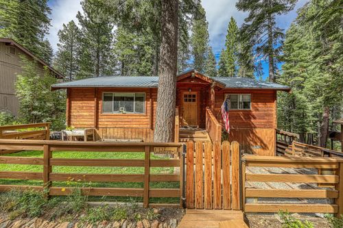 10618 Laurelwood Dr, Truckee, CA, 96161-2508 | Card Image