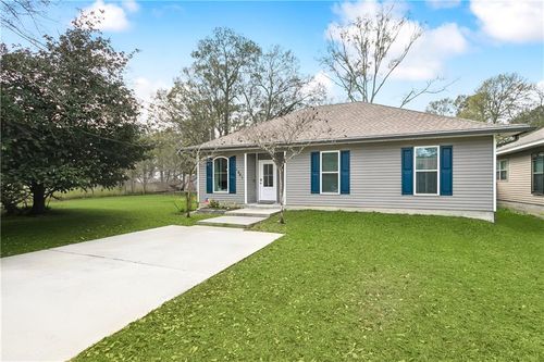 1951 Beth Dr, Slidell, LA, 70458-8035 | Card Image