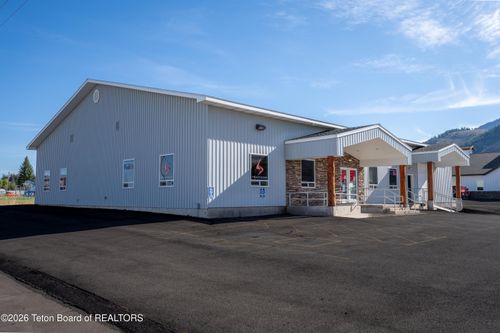 27 Doc Perkes, Afton, WY, 83110-7703 | Card Image