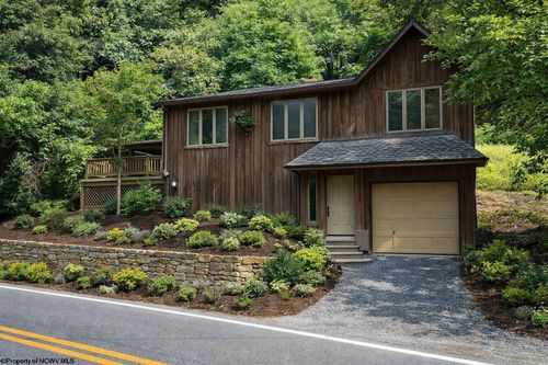 318 Harpertown Rd, Elkins, WV, 26241-9656 | Card Image
