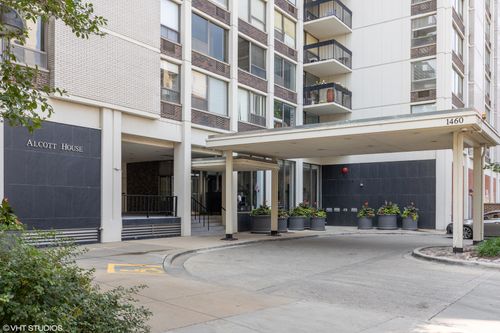 apt-2304-1460 N Sandburg Ter, Chicago, IL, 60610-5569 | Card Image