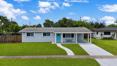 6414 Sw 7th St, Pembroke Pines, FL, 33023-1520 | Card Image