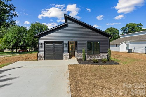 668 Jackson Ter Sw, Concord, NC, 28027-7012 | Card Image
