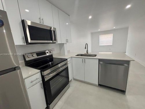 102-8951 Sw 72nd Street, Miami, FL, 33173 | Card Image