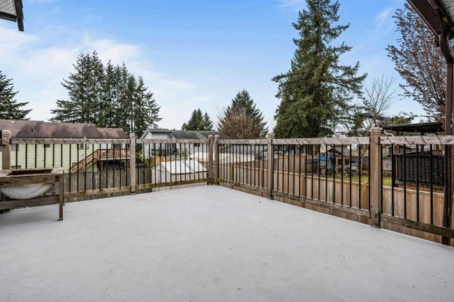 32334 14 Th Avenue, House other with 3 bedrooms, 2 bathrooms and 10 parking in Mission BC | Image 28