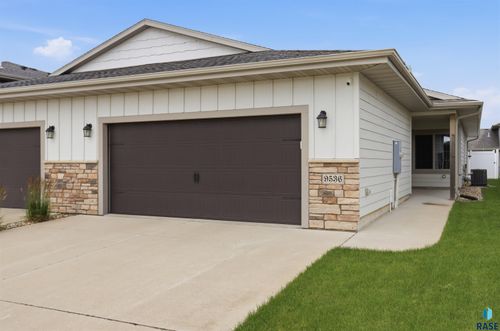 9536 W Broek Dr Drive, Sioux Falls, SD, 57106 | Card Image