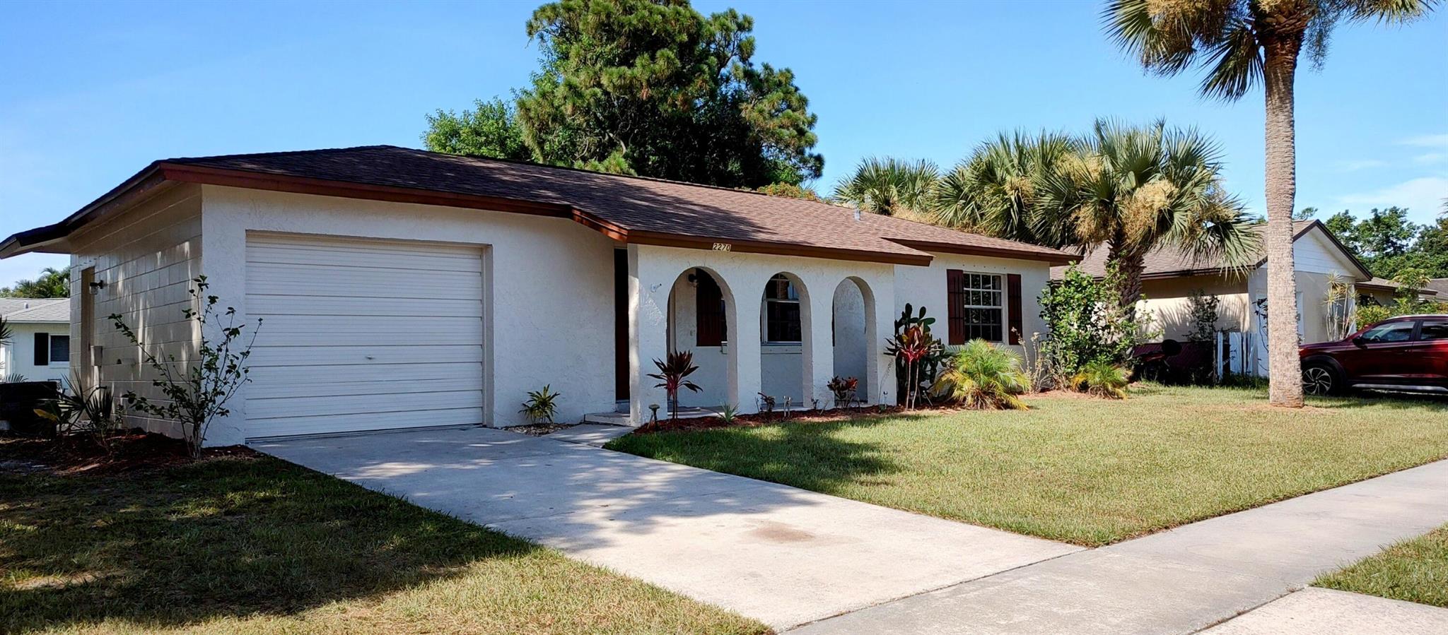 4th Ln, Vero Beach, FL 32962