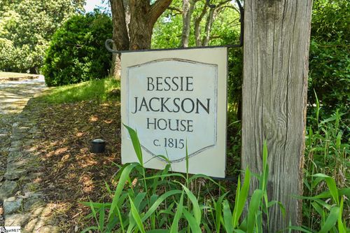 835 Jackson Grove Rd, Columbus, NC, 28722-3407 | Card Image
