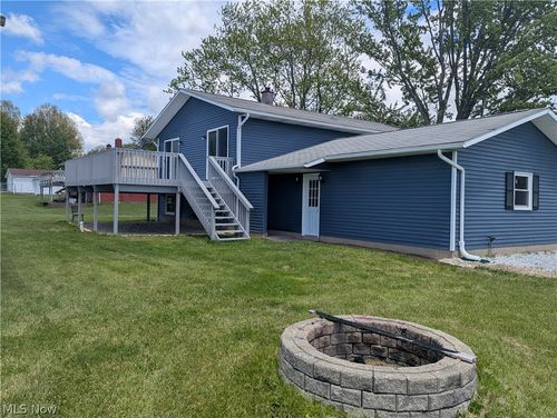 17536 Hosmer Road, Middlefield, OH, 44062 | Card Image