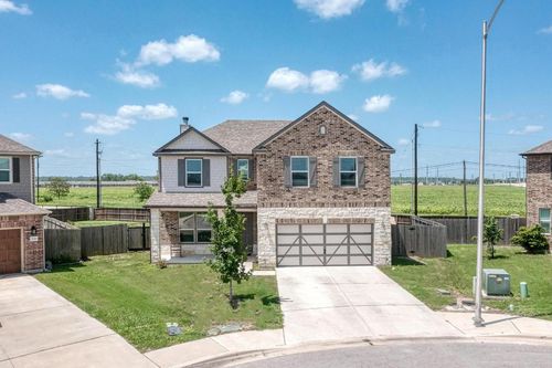 1720 Foxglove Cir, Lockhart, TX, 78644-2483 | Card Image