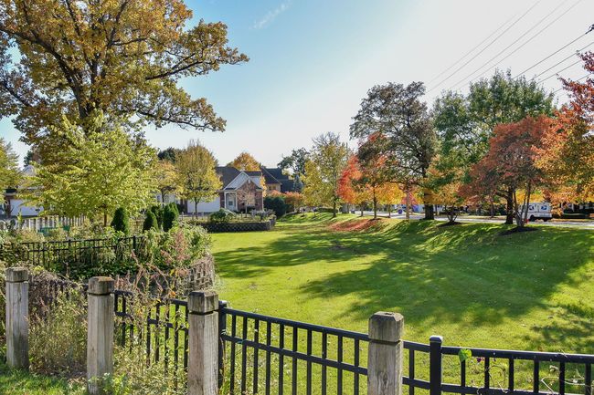 480 - 480 Delnor Glen Dr, Home with 3 bedrooms, 3 bathrooms and 2 parking in St. Charles IL | Image 30