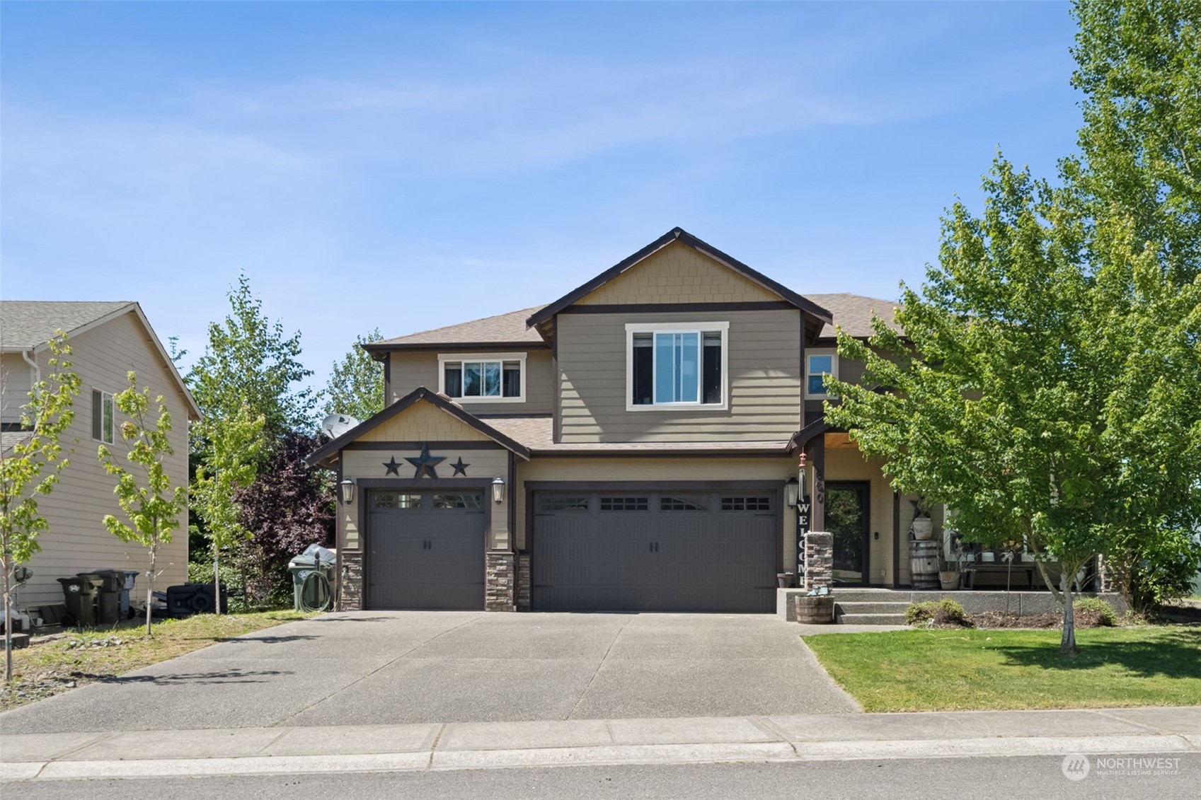 Joy St, Eatonville, WA 98328