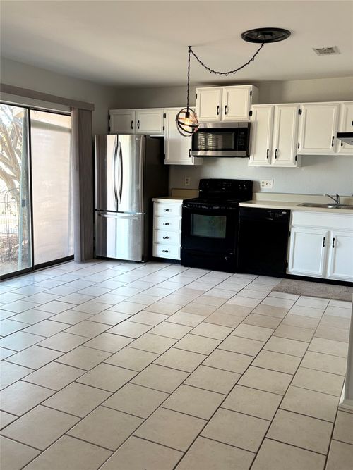 123-1919 American Dr, Lago Vista, TX, 78645-7809 | Card Image
