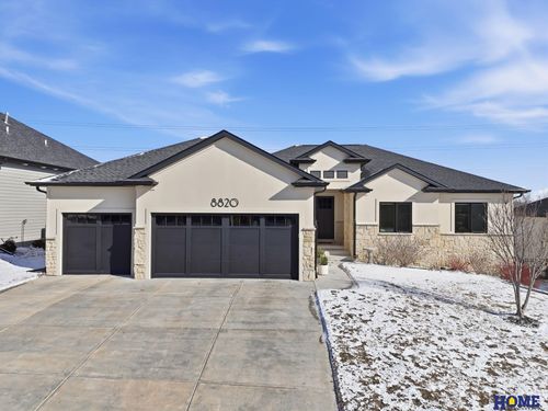 8820 Gold Dust Rd, Lincoln, NE, 68526-4502 | Card Image