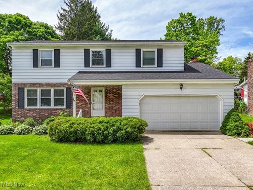 420 Mackinaw Ave, Fairlawn, OH, 44333-3841 | Card Image