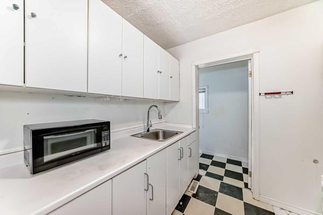 7614 24 Street Se, House other with 2 bedrooms, 1 bathrooms and 2 parking in Calgary AB | Image 13