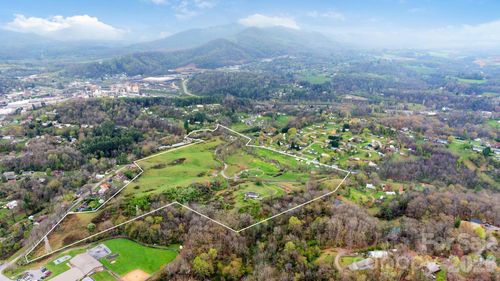 618 Beaverdam St, Canton, NC, 28716-3354 | Card Image