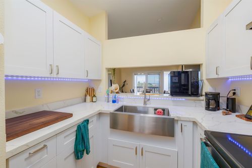 apt-205-33 Waiaka Ln, Wailuku, HI, 96793-2095 | Card Image