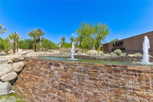 77 Syrah, Rancho Mirage, CA, 92270 | Card Image